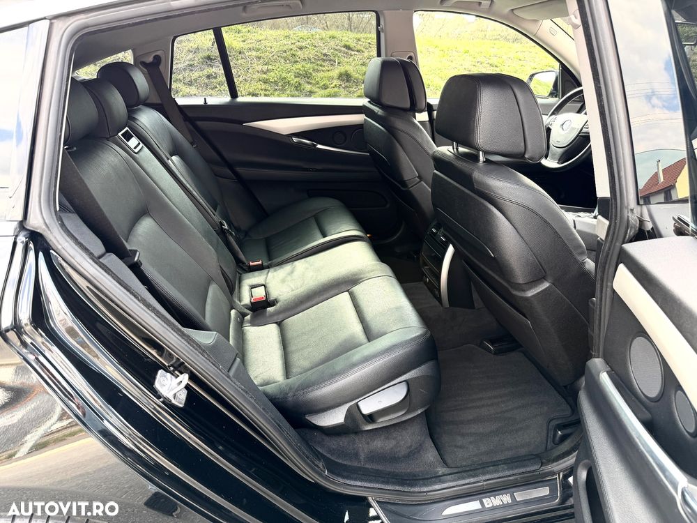 BMW Seria 5 530d xDrive Aut. - 11