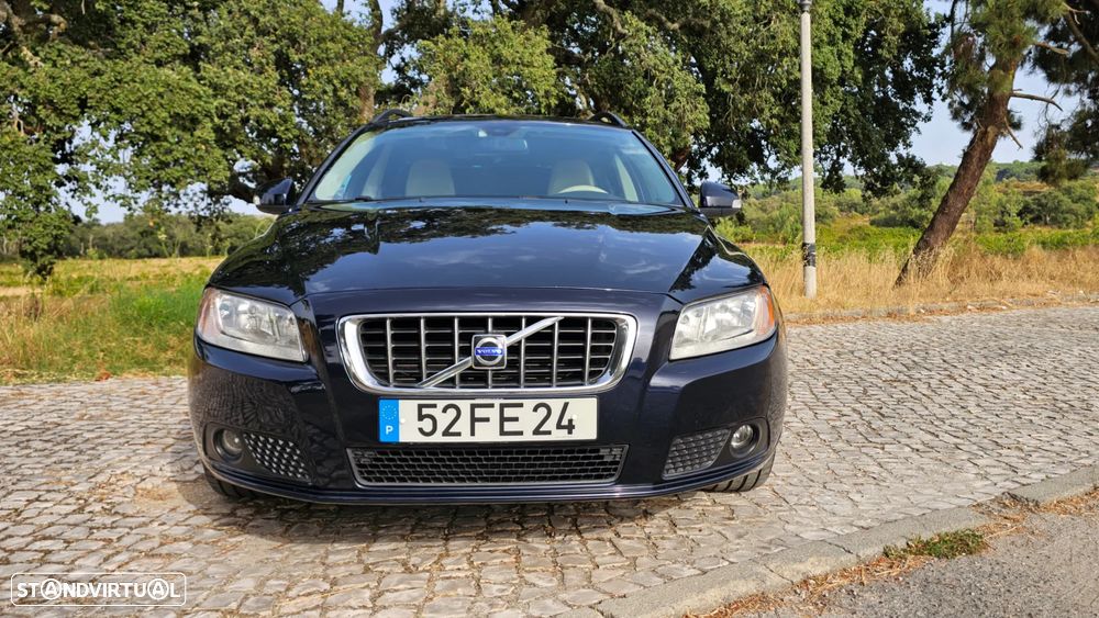 Volvo V70 2.0 D Momentum - 3