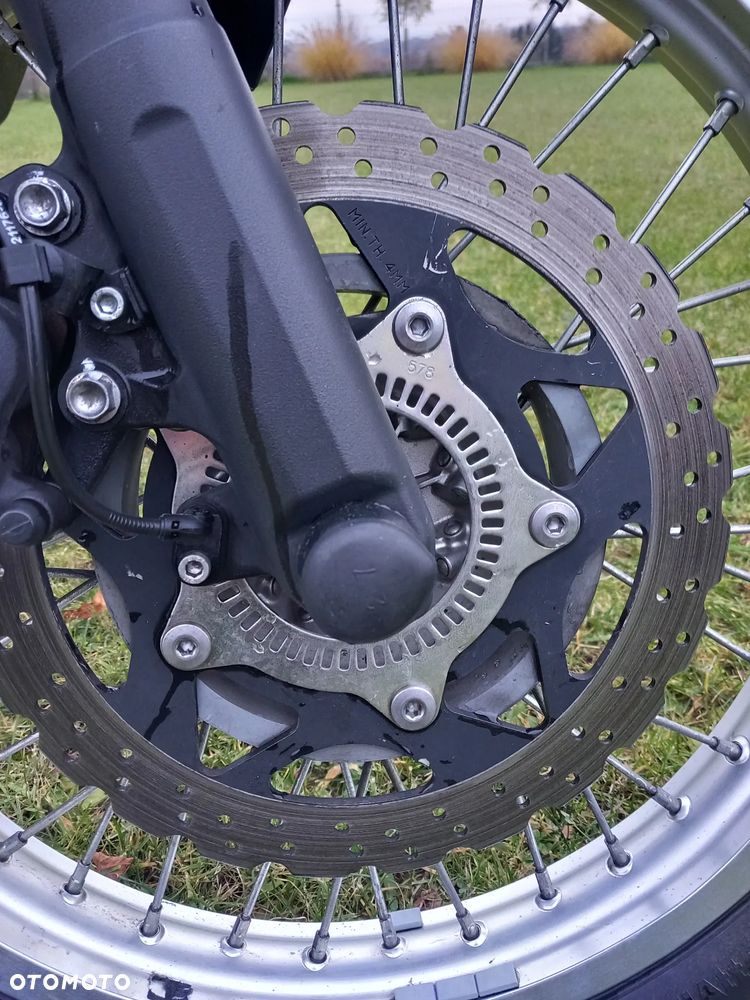 Kawasaki Versys-X 300 - 16