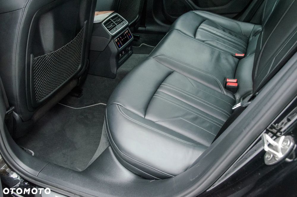 Audi A6 Allroad - 29