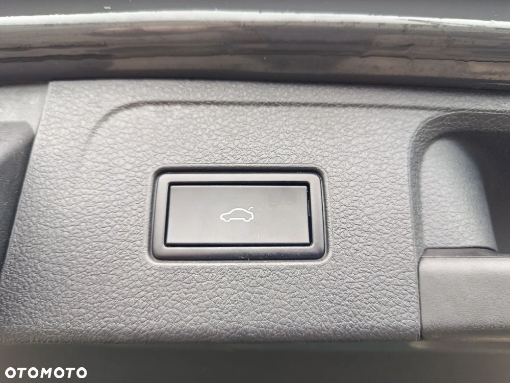 Volkswagen Passat 2.0 TDI SCR (BlueMotion Technology) DSG Comfortline - 30