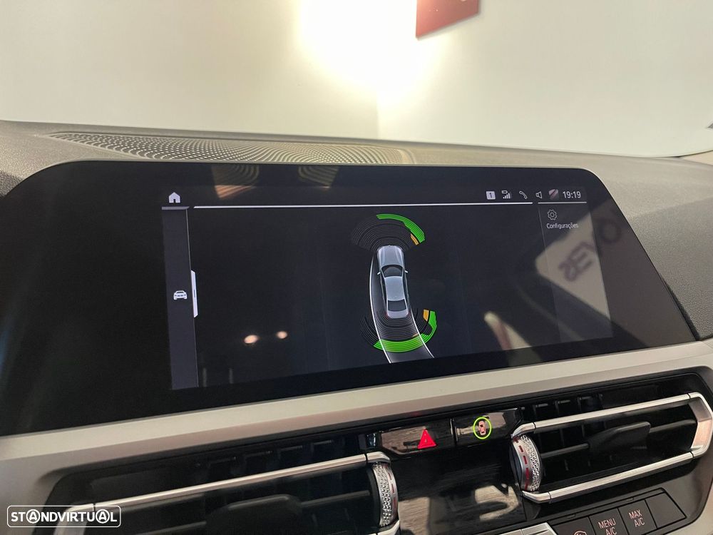 BMW 330 e Corporate Edition Auto - 26