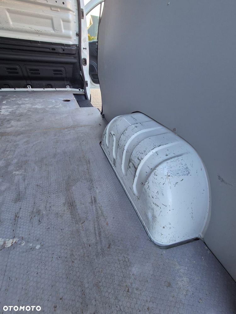 Renault Trafic Talento 120koni Long 143Tys km Klima Super stan - 26