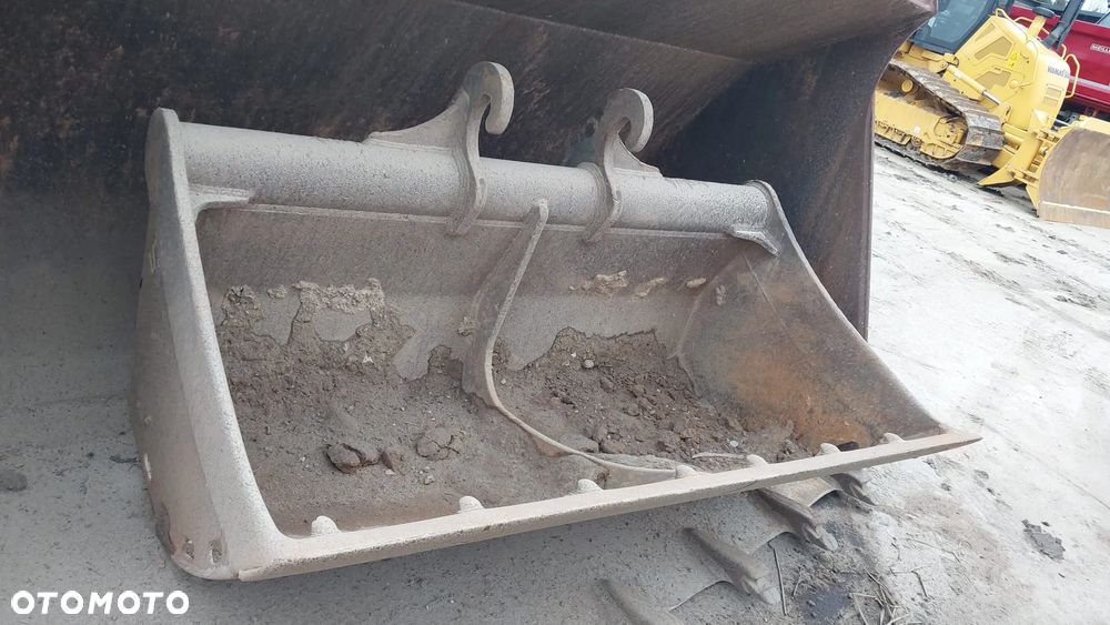 Caterpillar 323 I - 10