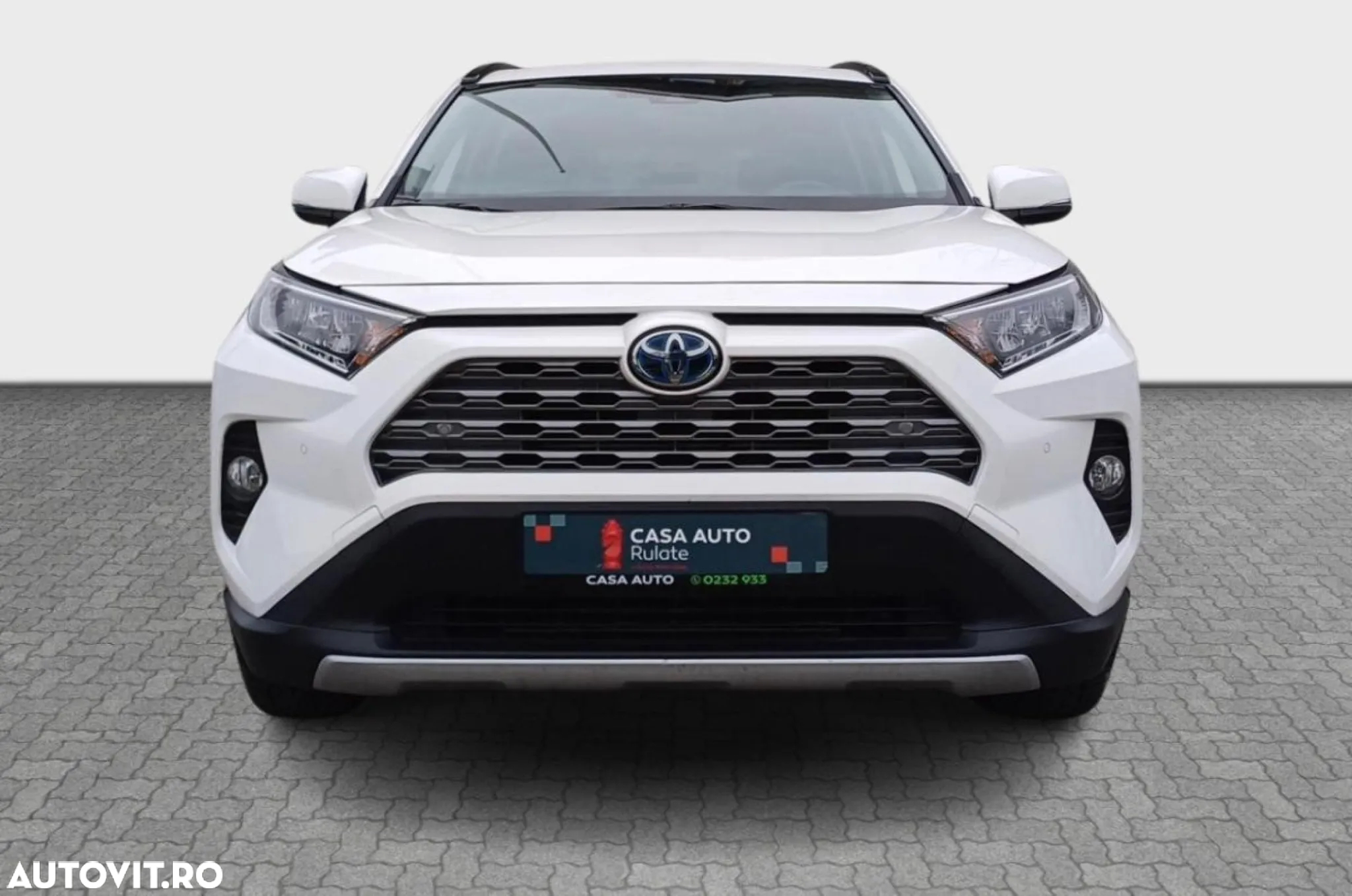 Toyota RAV4 - 6