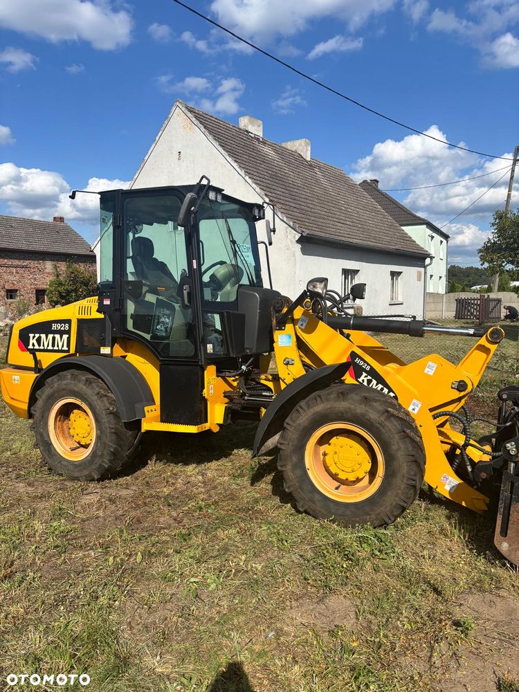 KMM H928 - 1