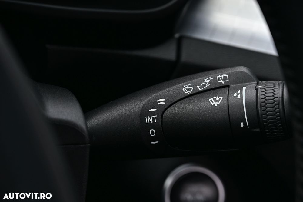 VOLVO XC40 2019 — imagine 33
