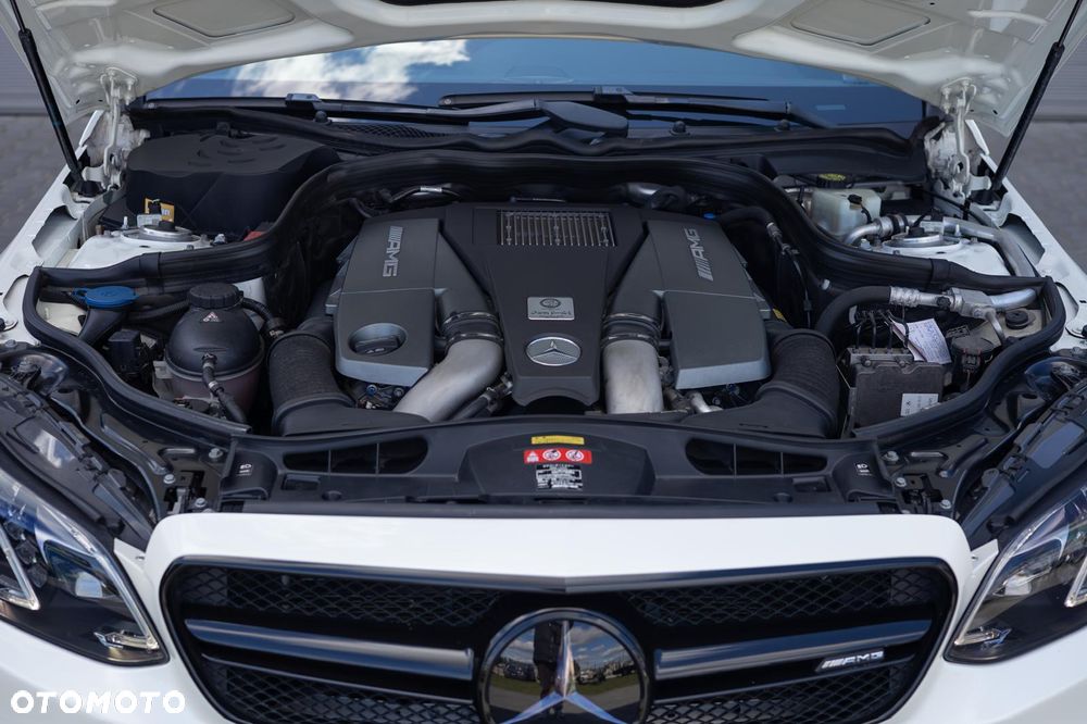Mercedes-Benz Klasa E - 14