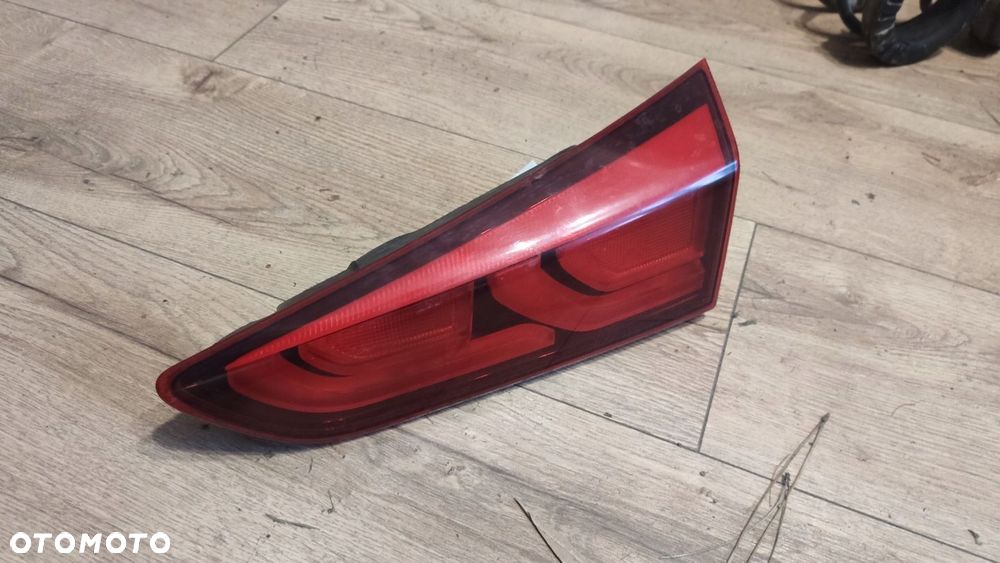 LAMPA TYŁ PRAWA W KLAPE LED HYUNDAI I20 II 14- 5D - 1