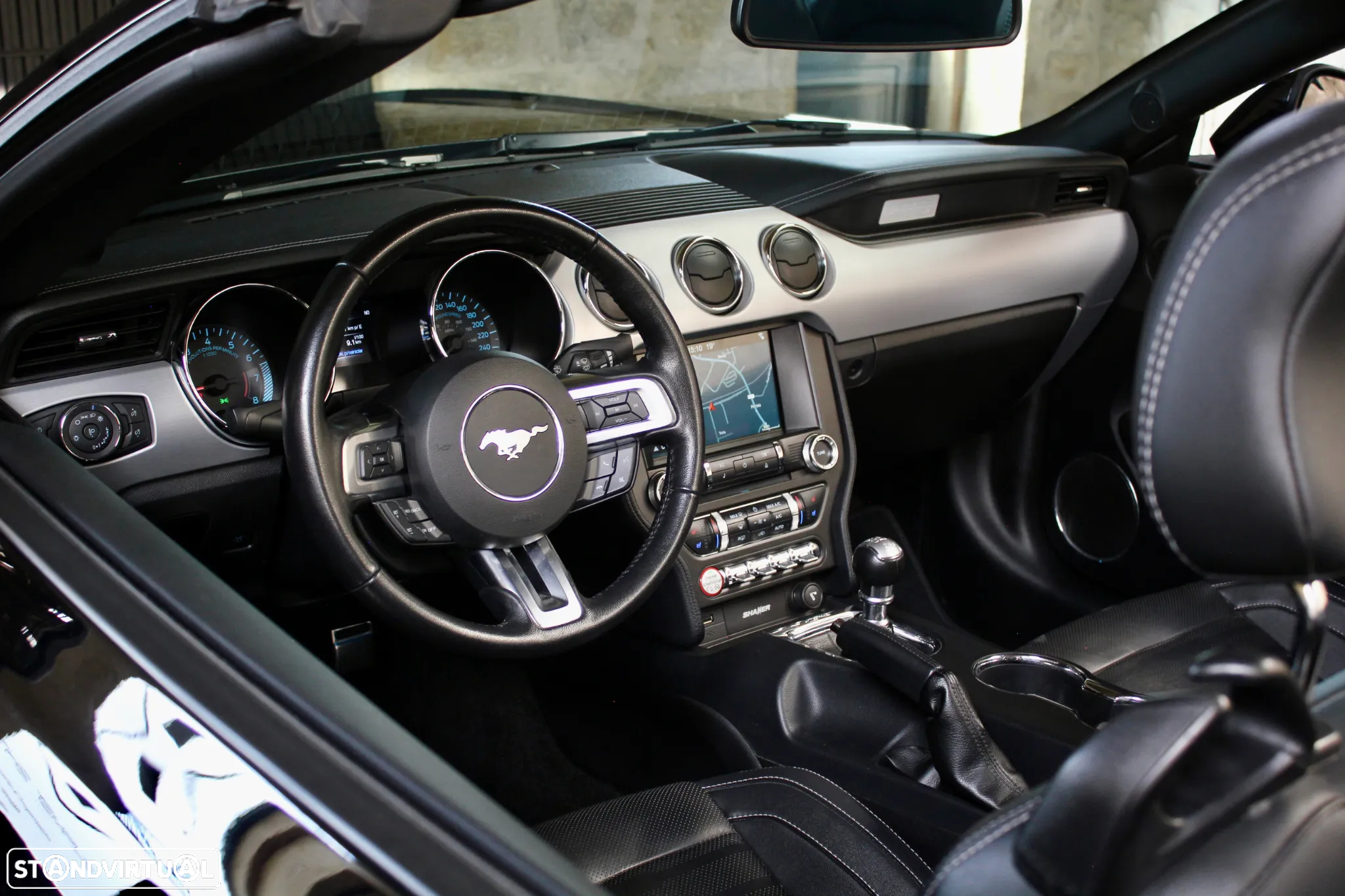 Ford Mustang Cabrio 2.3 Eco Boost - 9