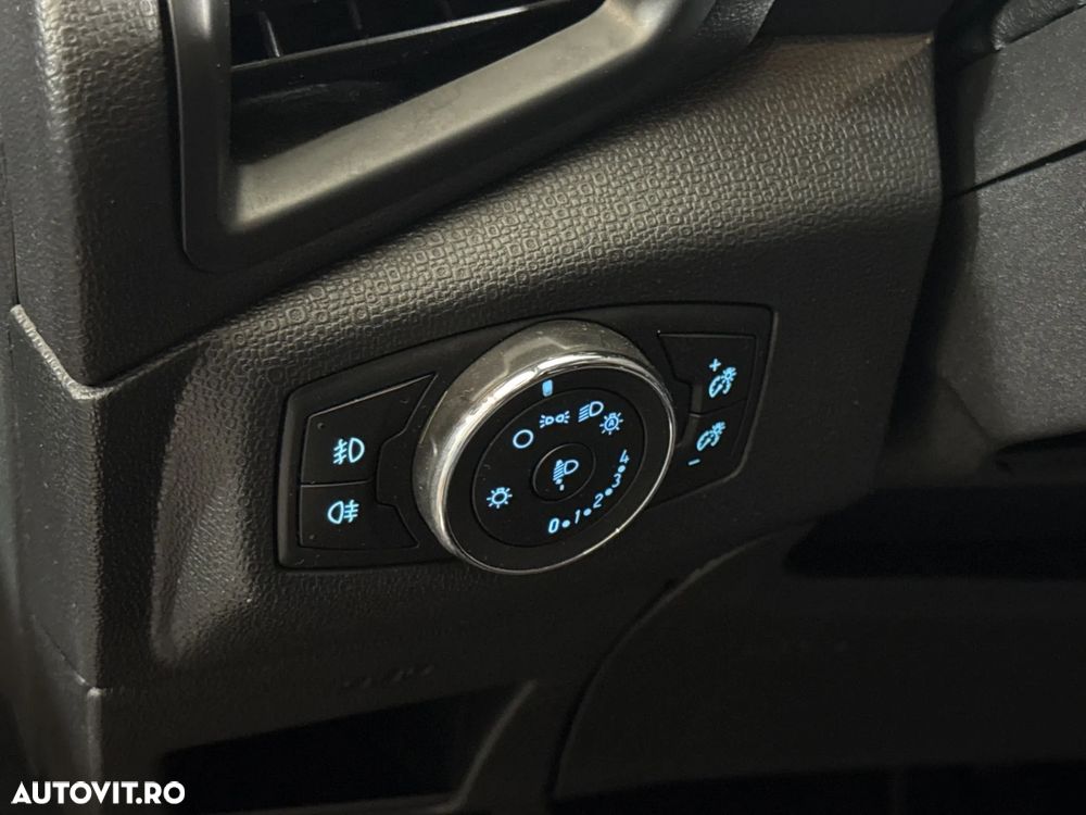 Ford EcoSport - 16