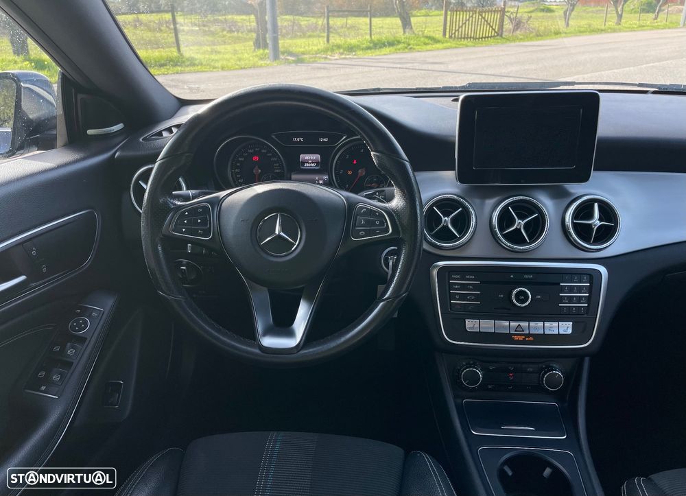 Mercedes-Benz CLA 220 d Shooting Brake Aut. - 17