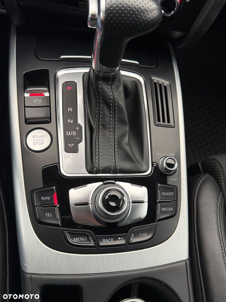 Audi A4 Avant 3.0 TDI DPF clean diesel quattro S tronic S line Sportpaket - 11