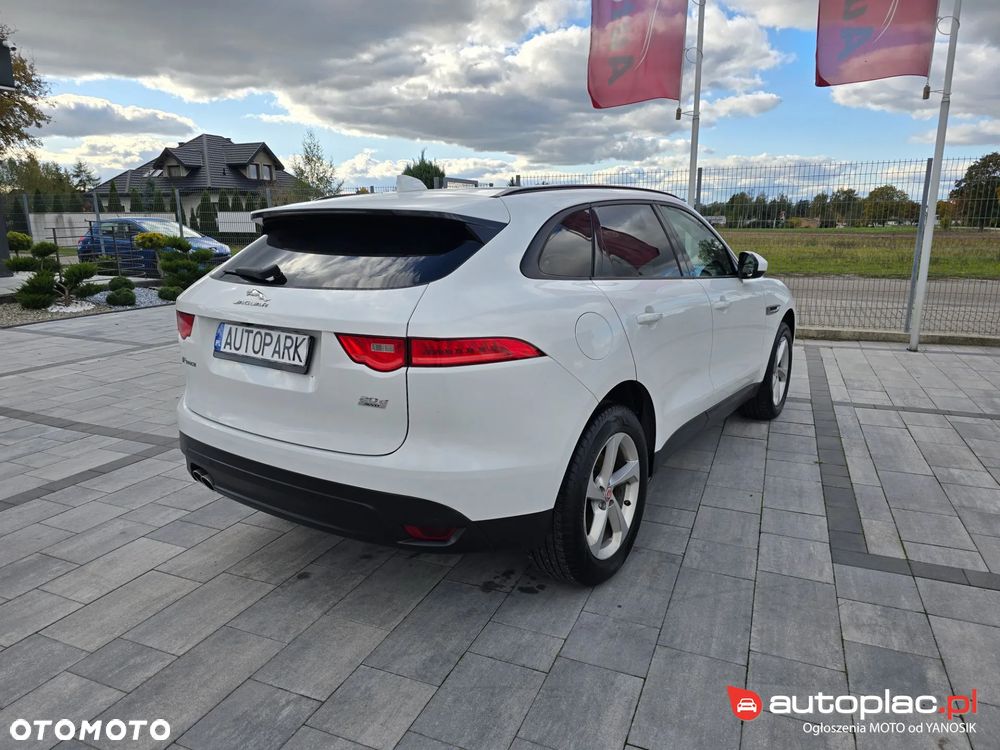 Jaguar F-Pace 2.0 i4D AWD Prestige - 12