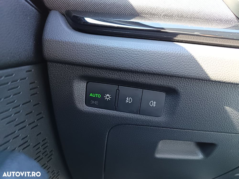 Skoda Octavia 2.0 TDI DSG 4X4 Sportline - 9