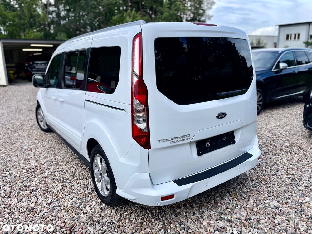Ford Tourneo Connect Grand - 8