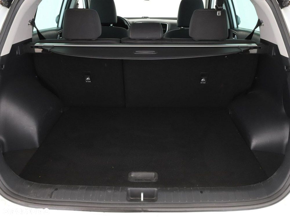 Kia Sportage 1.6 GDI 2WD DREAM-TEAM EDITION - 21