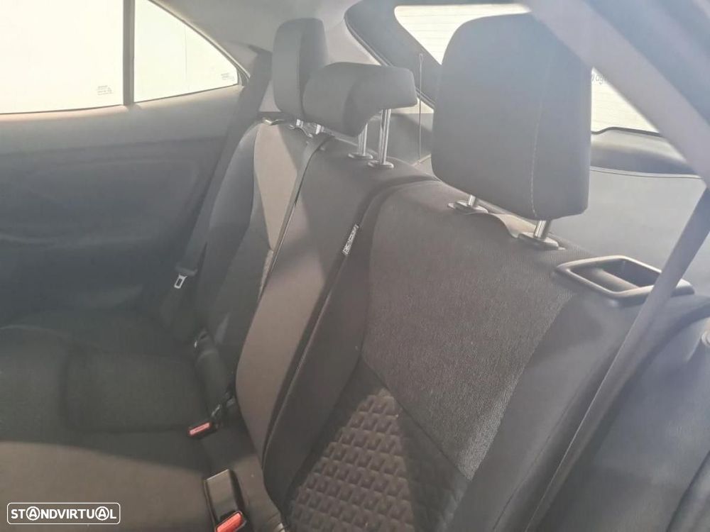 Toyota Yaris Cross 1.5 HDF Luxury - 3