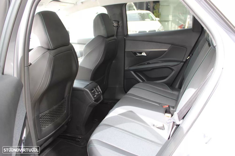 Peugeot 3008 1.5 BlueHDi Allure Pack EAT8 - 7