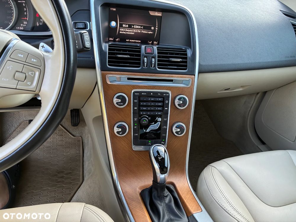 Volvo XC 60 D4 Drive-E Summum - 8