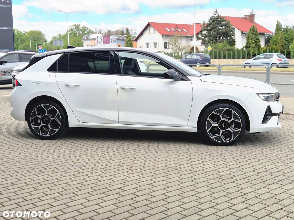 Opel Astra 1.2 T GS Line S&S - 8
