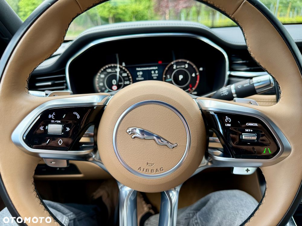 Jaguar XF 2.0 D200 S - 19
