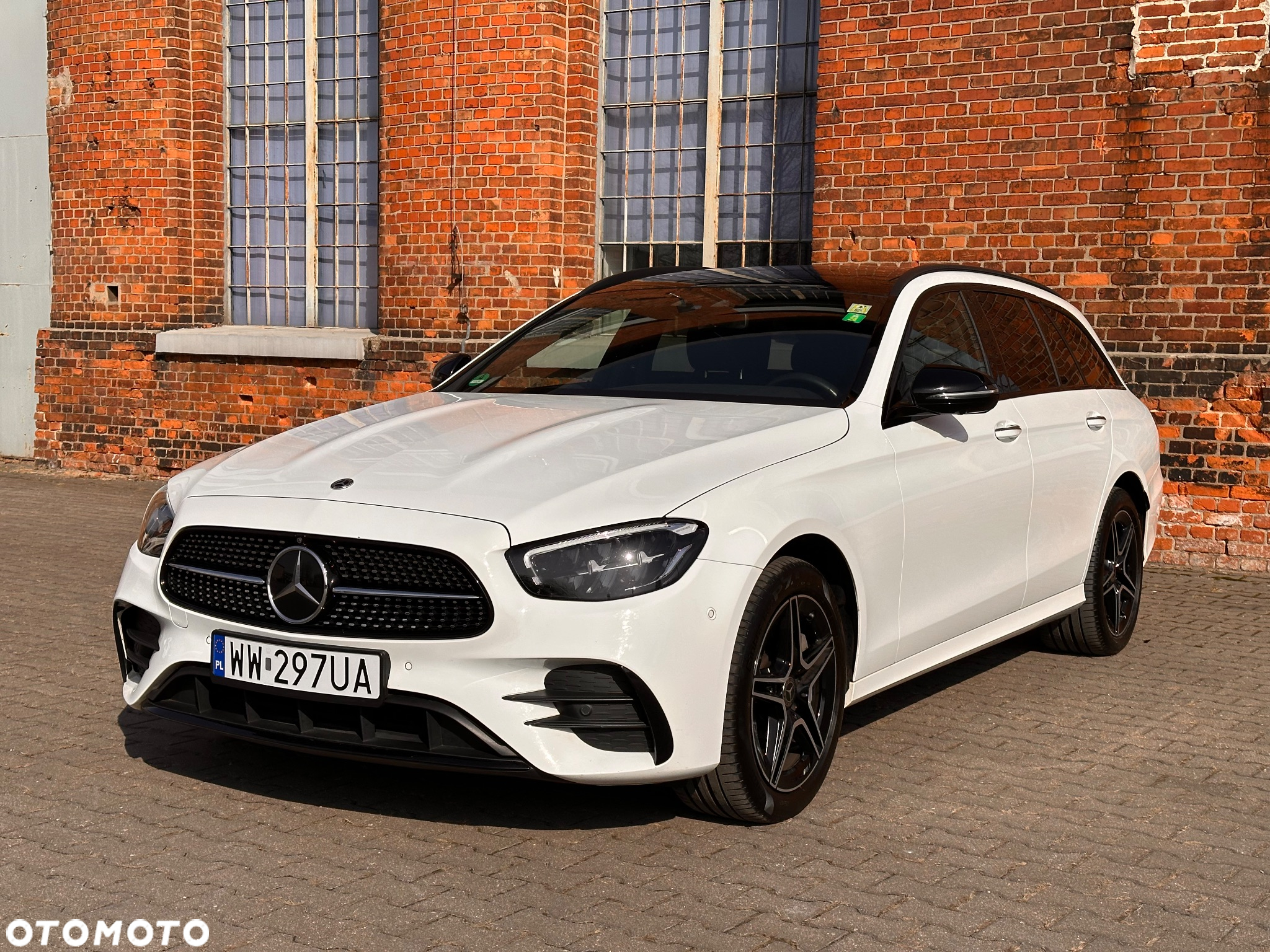 Mercedes-Benz Klasa E 300 de PHEV 4-Matic AMG 9G-Tronic - 5