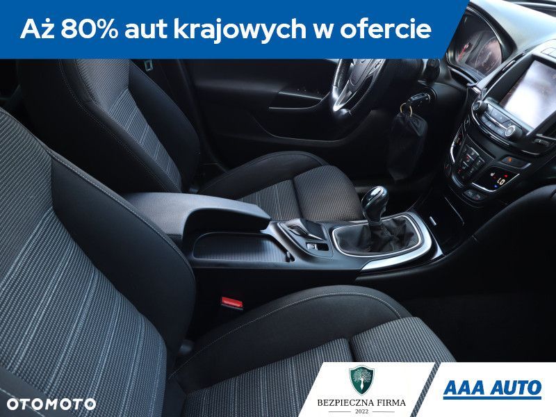 Opel Insignia - 11
