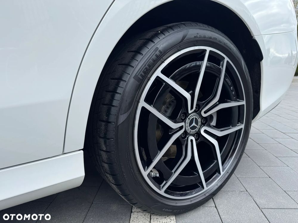 Mercedes-Benz Klasa E 220 d 4-Matic AMG - 14