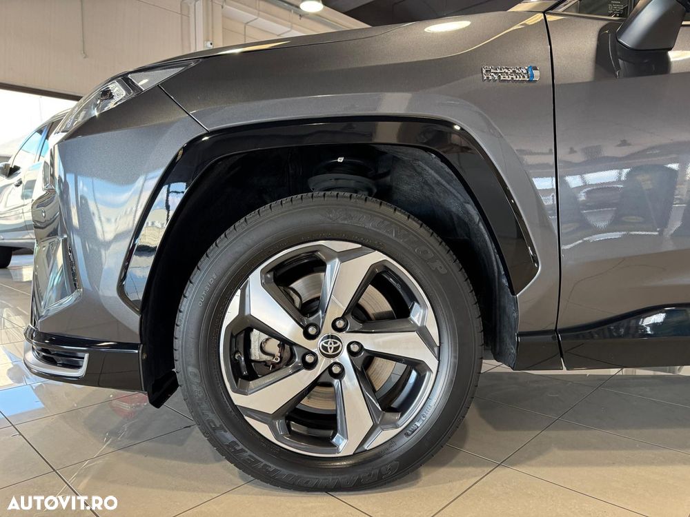 Toyota RAV4 Plug-in-Hybrid Style - 28