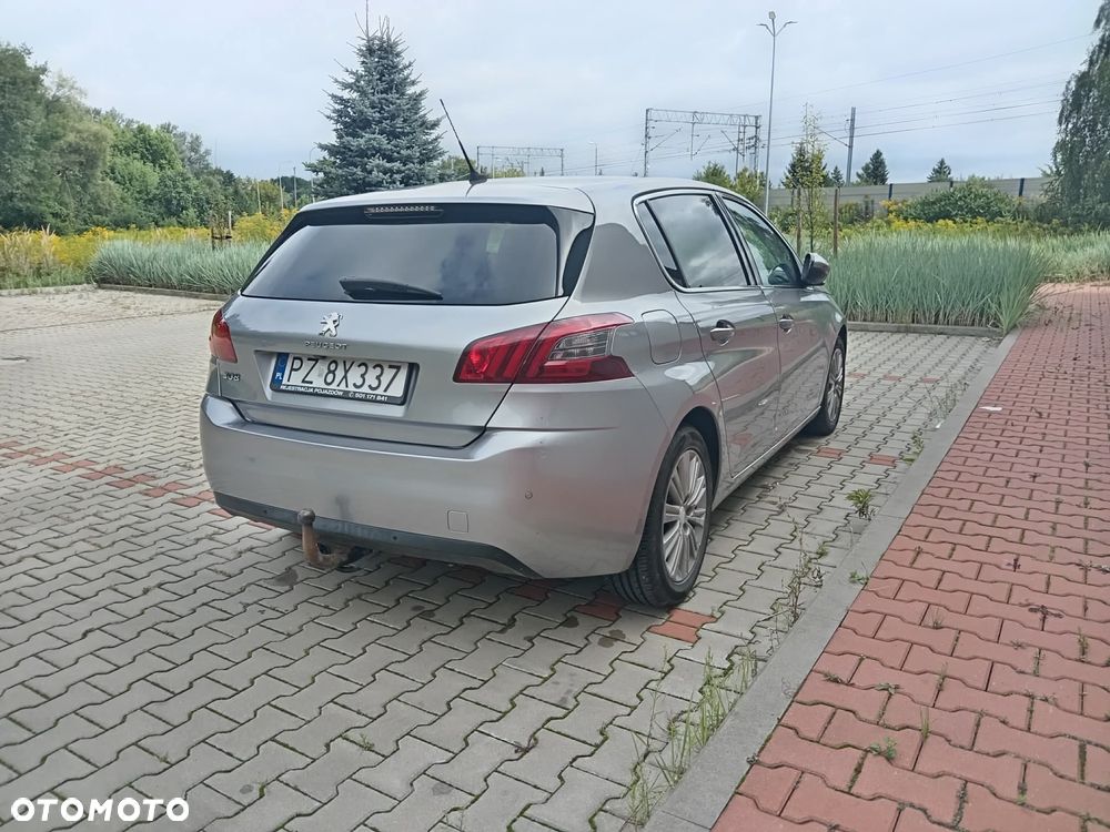 Peugeot 308 PureTech 130 EAT6 Stop & Start Allure - 8