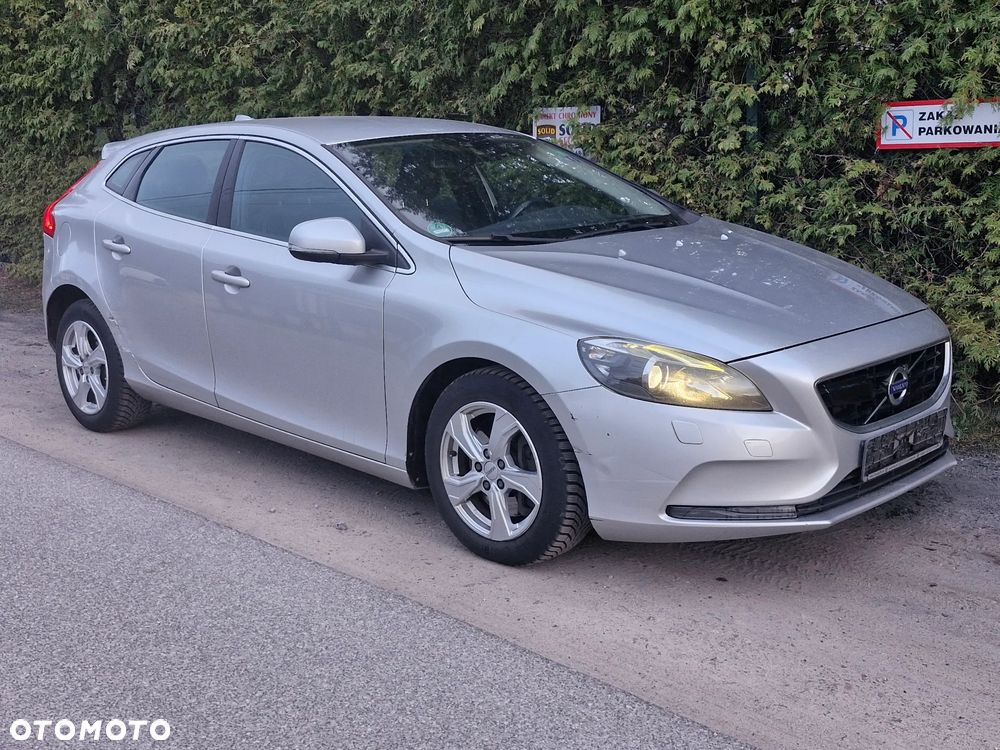 Volvo V40 D4 Inscription - 1