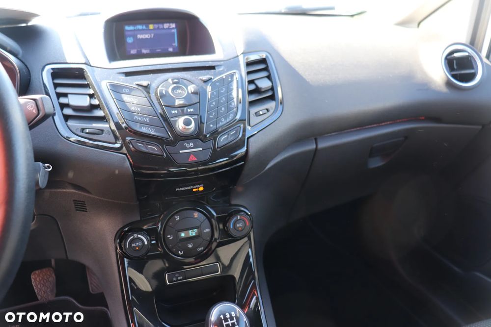 Ford Fiesta 1.0 EcoBoost S&S ACTIVE - 22