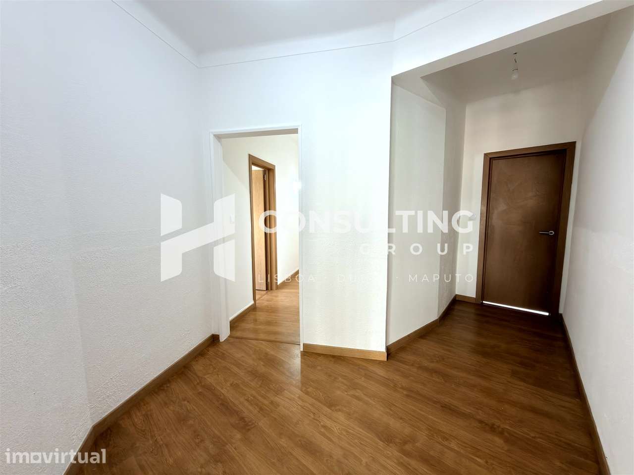Apartamento T4 Venda em Rio de Mouro,Sintra - Grande imagem: 4/36