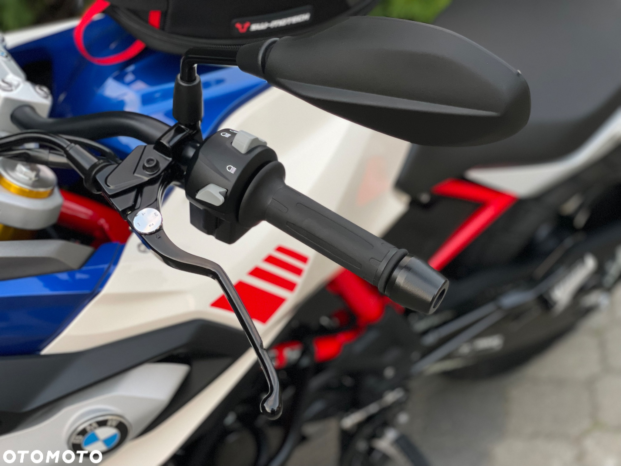 BMW G - 29