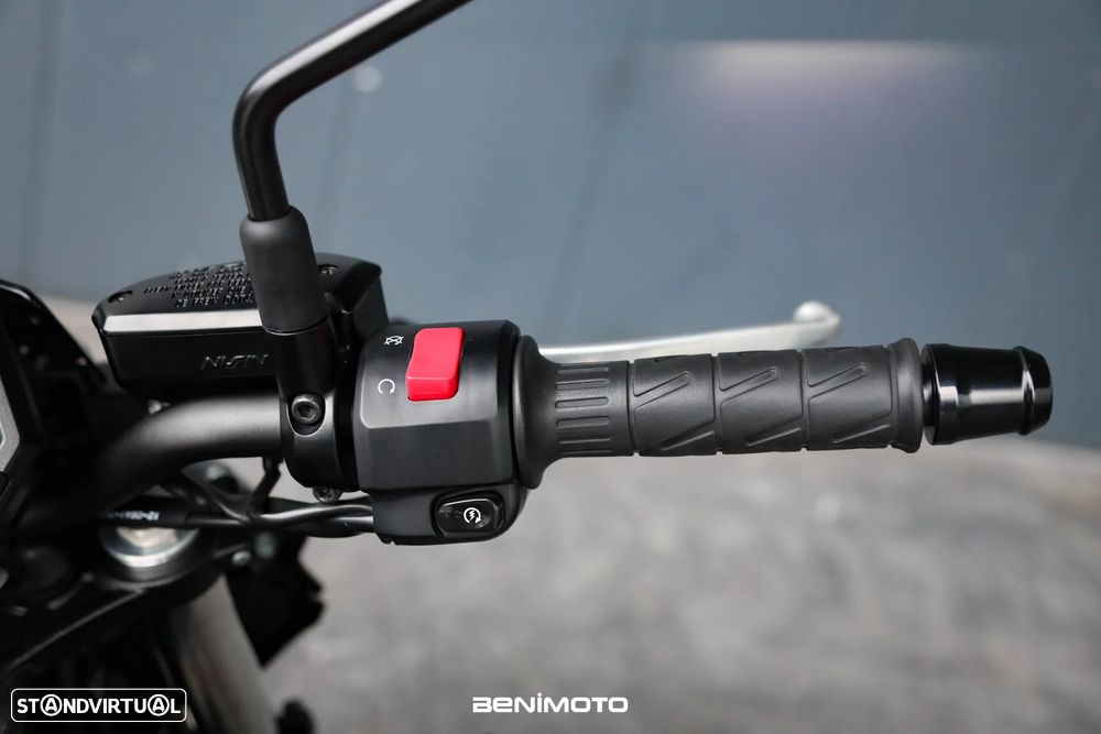 Kawasaki Z 650 35Kw (Carta A2) - 11