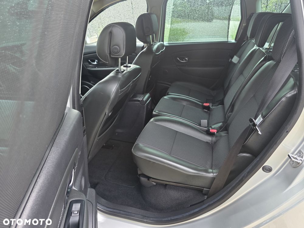 Renault Scenic TCe 130 Dynamique - 9