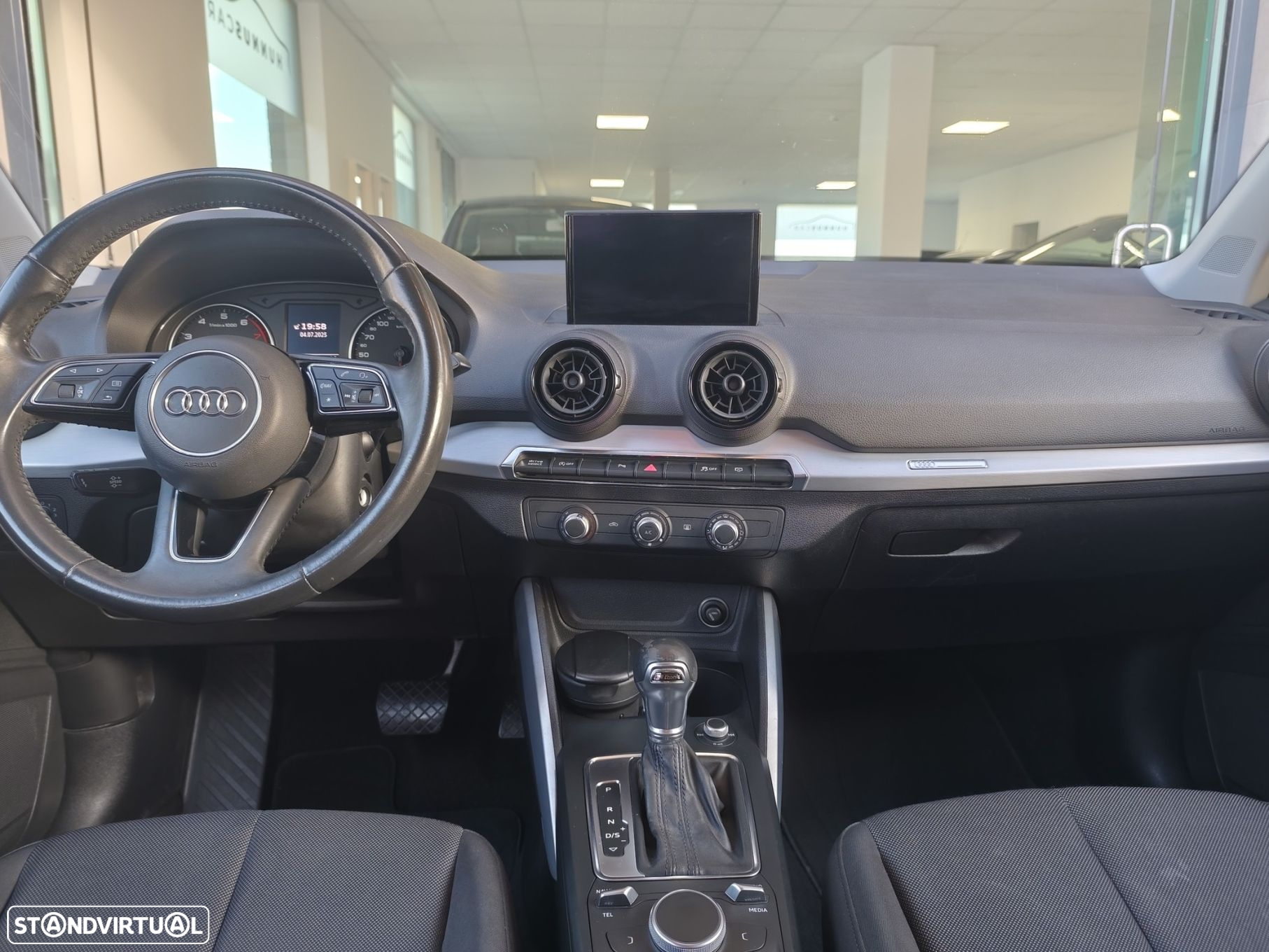 Audi Q2 1.0 TFSI Design S tronic - 4