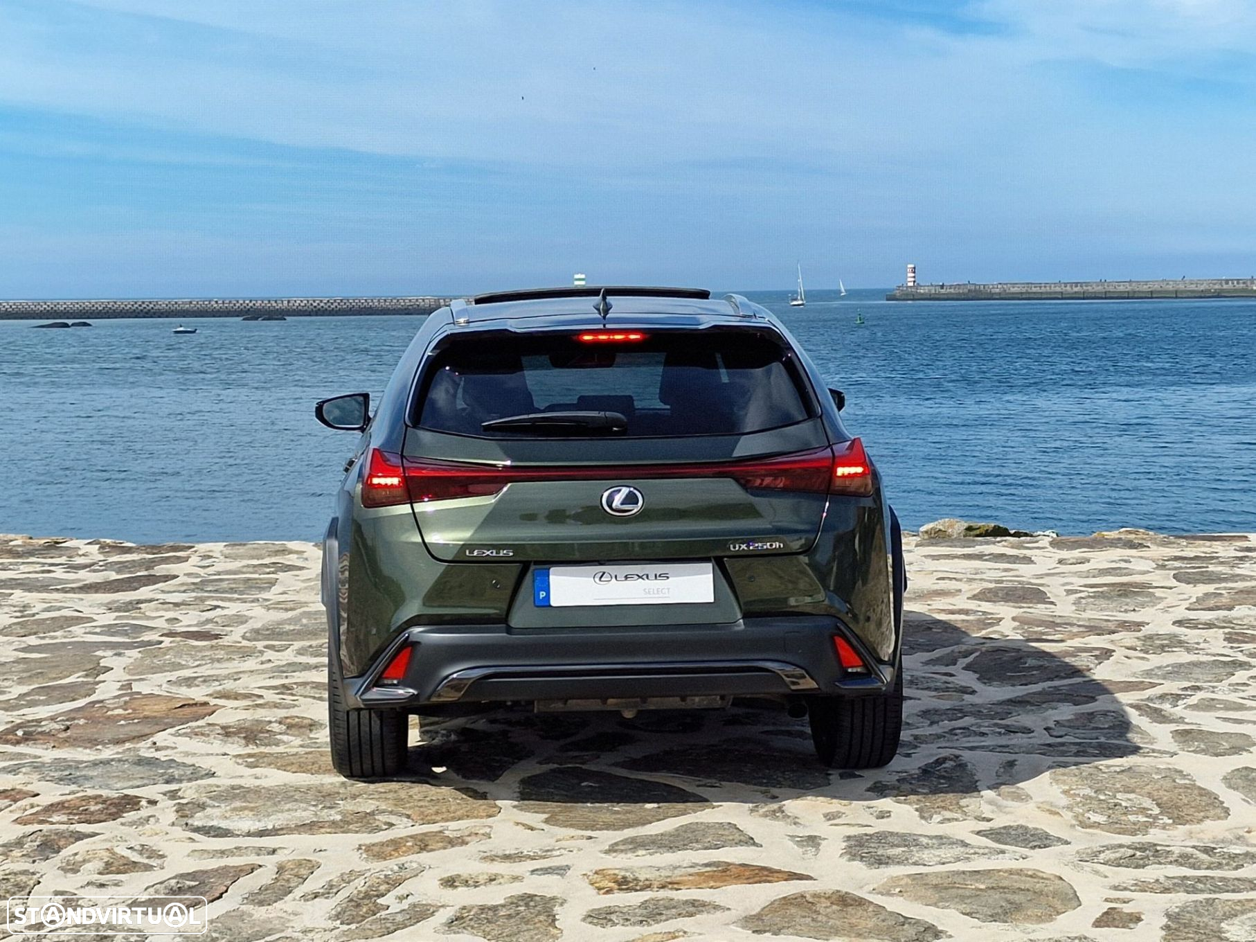 Lexus UX 250h Sport (Ecrã 12.3) - 7