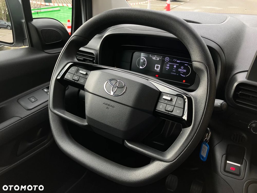 Toyota Proace City 1.5 D-4D Long 2,4t Active - 27
