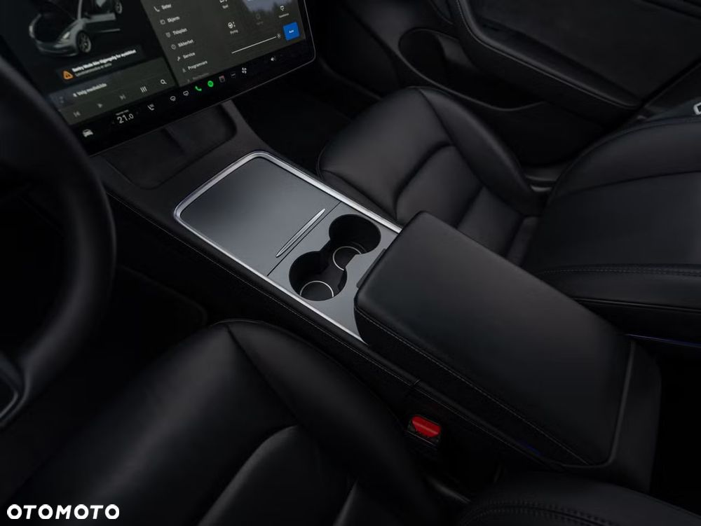 Tesla Model 3 - 17