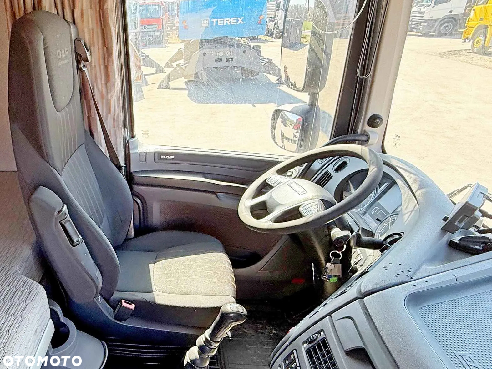 DAF XF 510 * CIĄGNIK SIODŁOWY + PK 33002 - EH G + PILOT * STAN BDB - 11