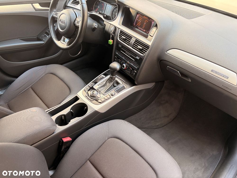 Audi A4 Allroad 3.0 TDI DPF S tronic - 10
