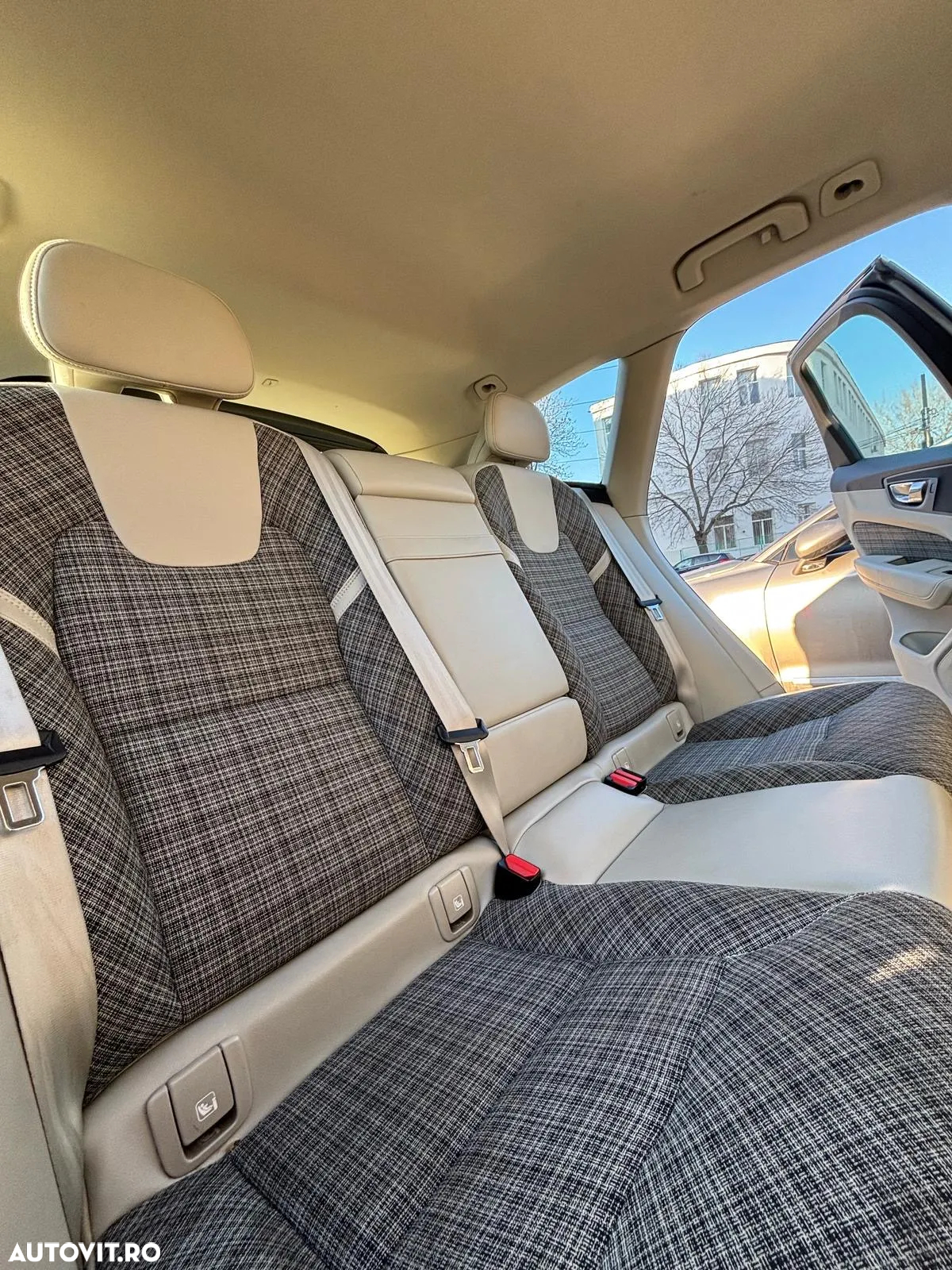 Volvo XC 60 D4 Inscription - 6