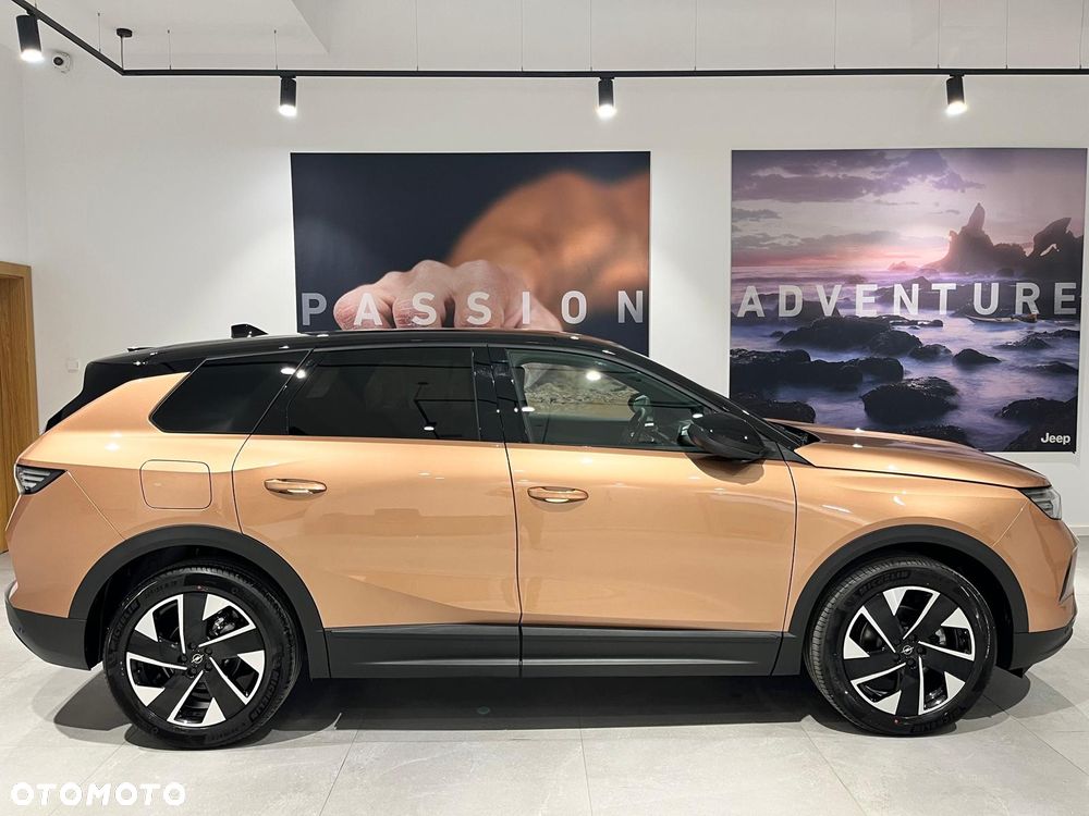 Opel Grandland 1.2 T mHEV GS S&S eDTC6 - 21