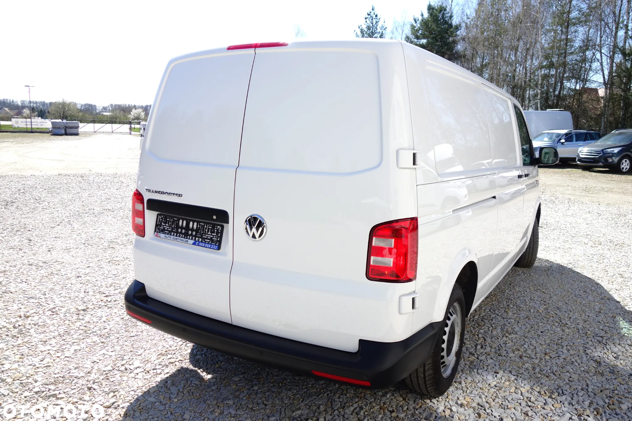 Volkswagen Transporter Long Automat 2.0 TDI 150 KM Klima Webasto - 3