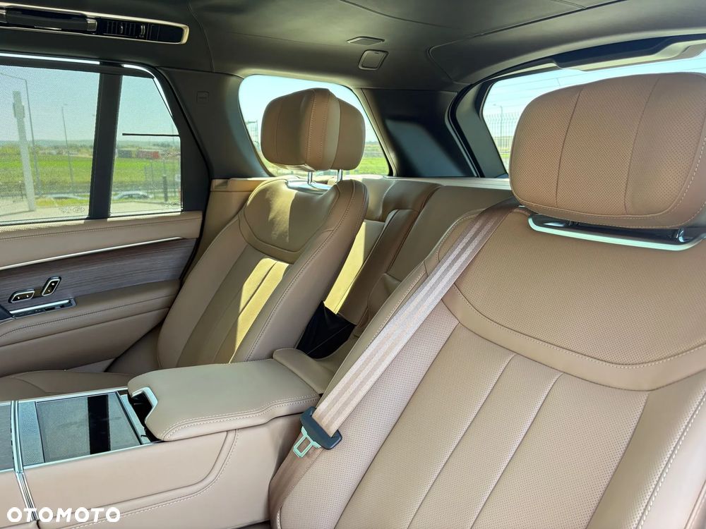 Land Rover Range Rover 4.4 V8 P535 Autobiography - 9