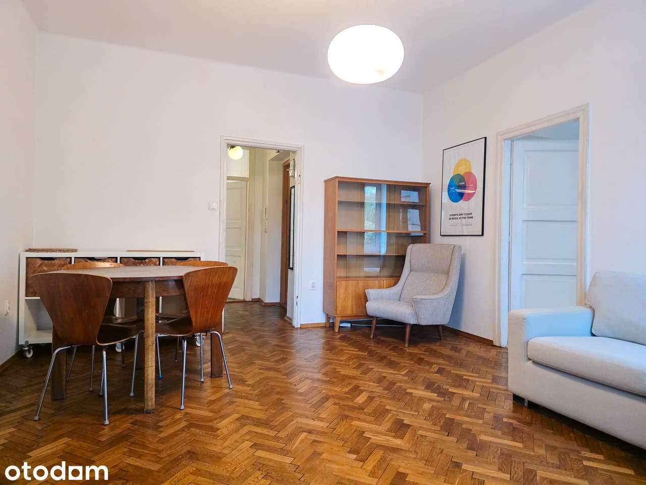KAMIENICA OBOK ŁAZIENEK, KLIMATYCZNE 2 POKOJE Z BALKONEM