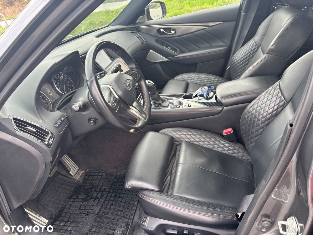Infiniti Q50 Q50S 3.0t Sport Tech - 12
