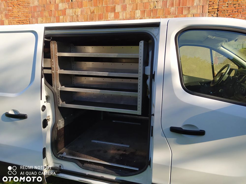 Opel Vivaro - 10